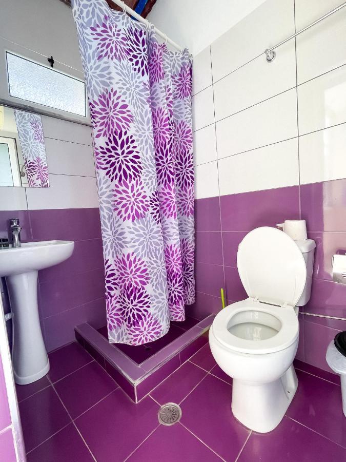 Hostel Andrey Саранда Екстер'єр фото