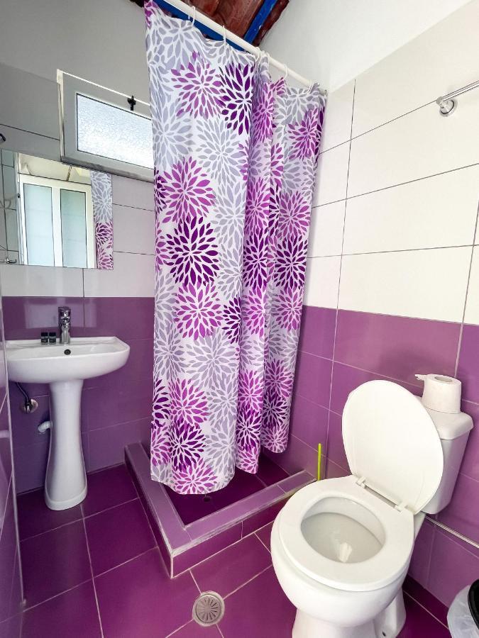 Hostel Andrey Саранда Екстер'єр фото
